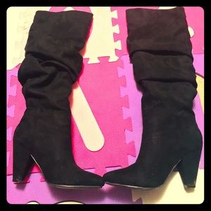 Black heeled Boots